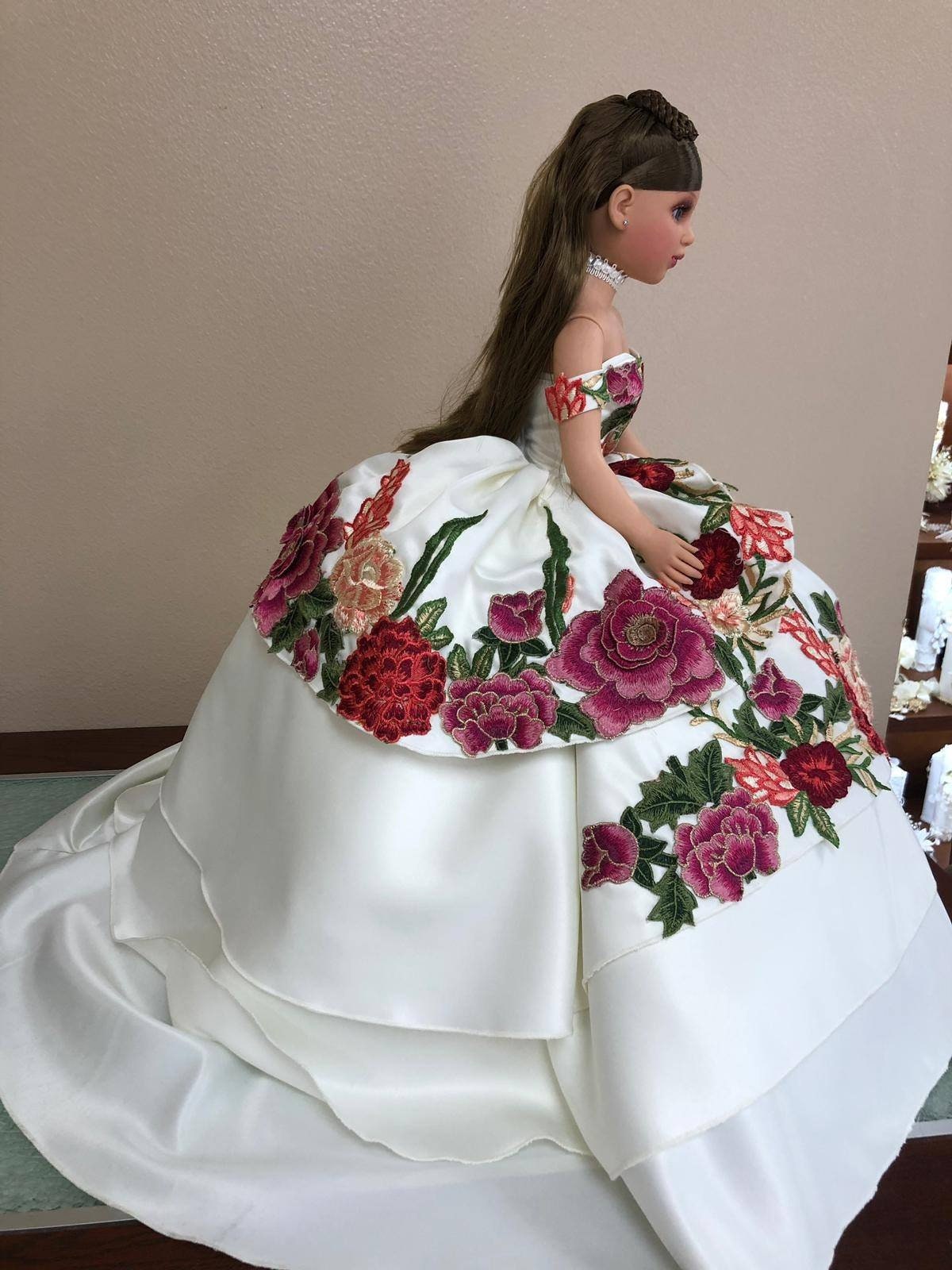 Quinceanera Doll Ultima Muneca Para Quinceañera/Muenca para 15 Anos Last Quinceanera Doll/Ultima Muneca468