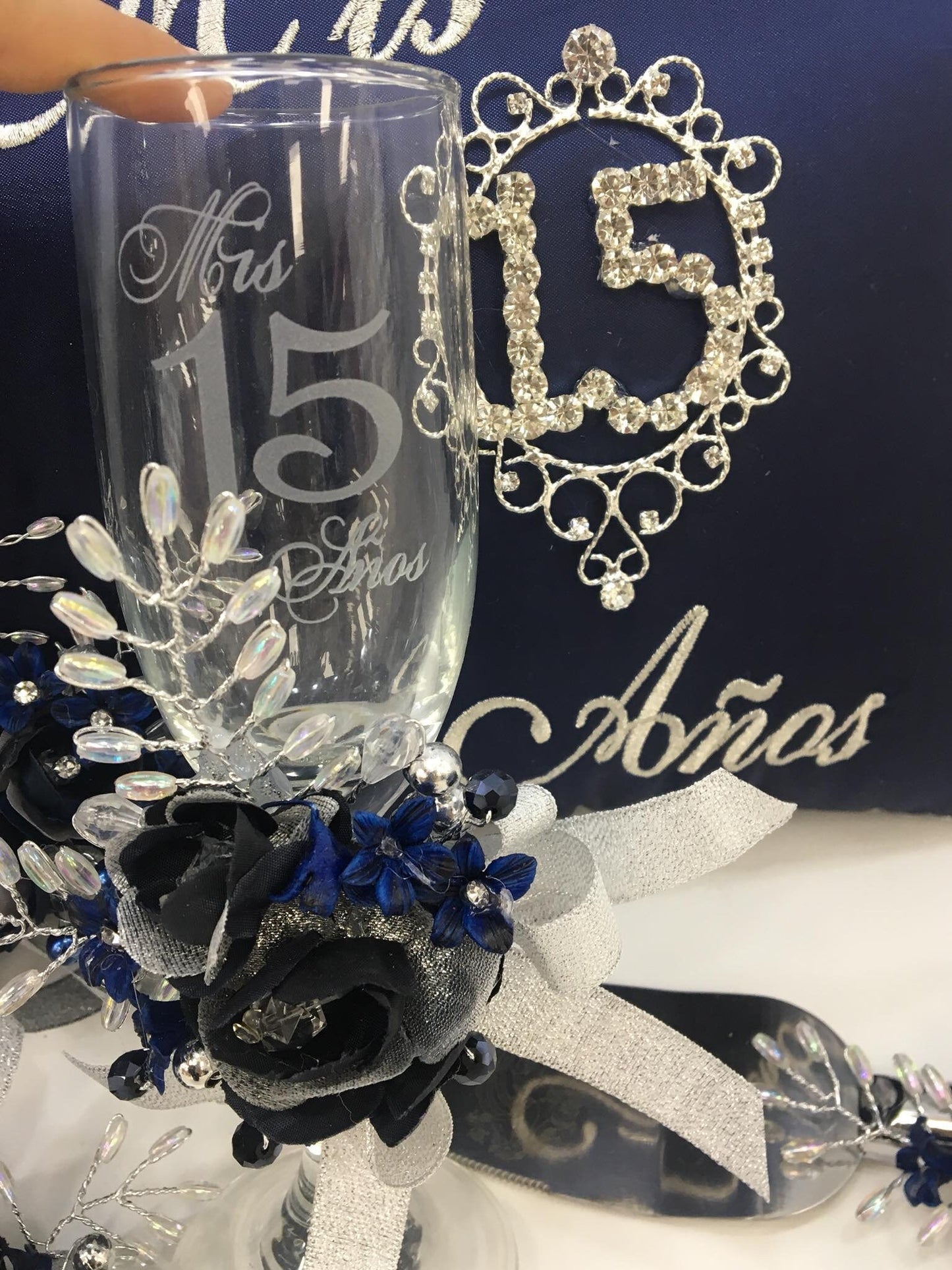 Set de Cojines para Quinceanera/Custom made Pillow Set/ Set de Cojines para Quinceanera Custom Sweet Sixteen Set Quinceanera Pillow Set186