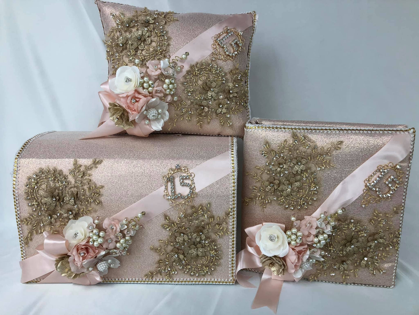 Set de Cojines para Quinceanera/Custom made Pillow Set/ Set de Cojines para Quinceanera Custom Sweet Sixteen Set Quinceanera Pillow Set95
