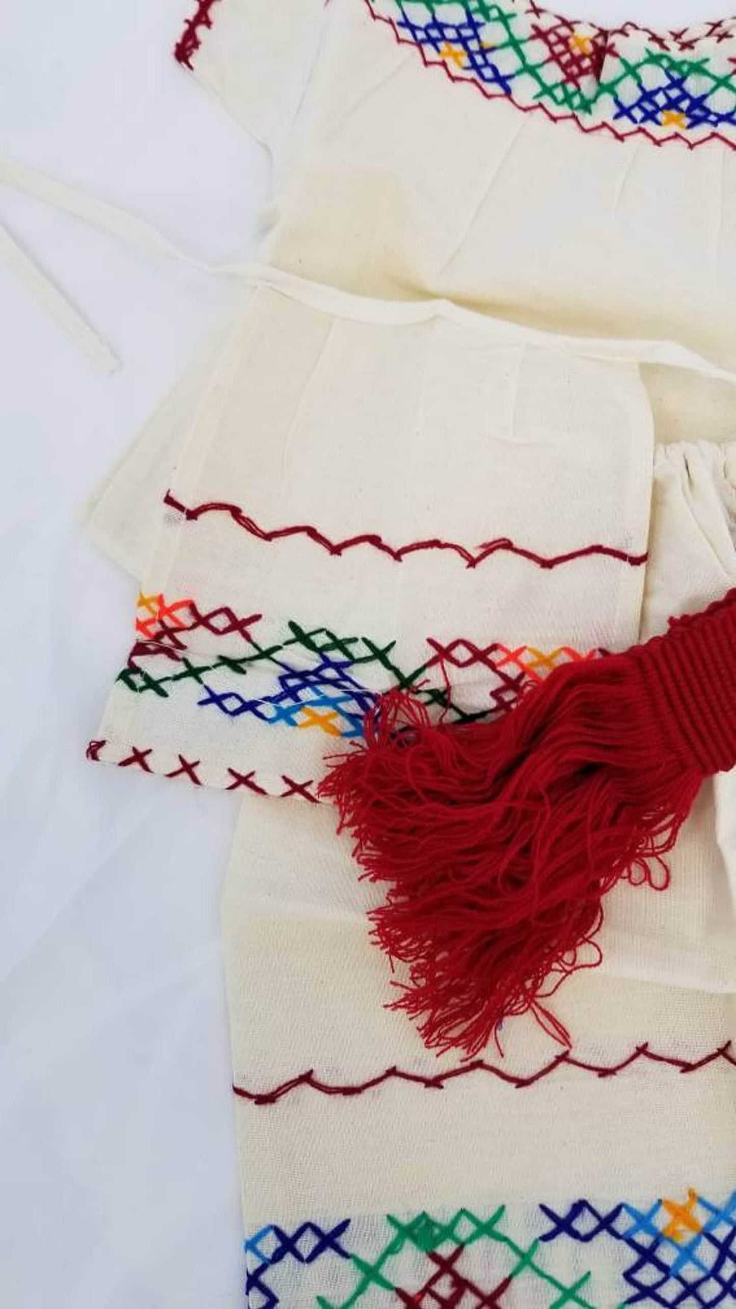 Traje de Michoacan para Nino y Nina Bordado a Mano de Manta Trajecito michoacán para nino y nina Michoacán traditional outfit22