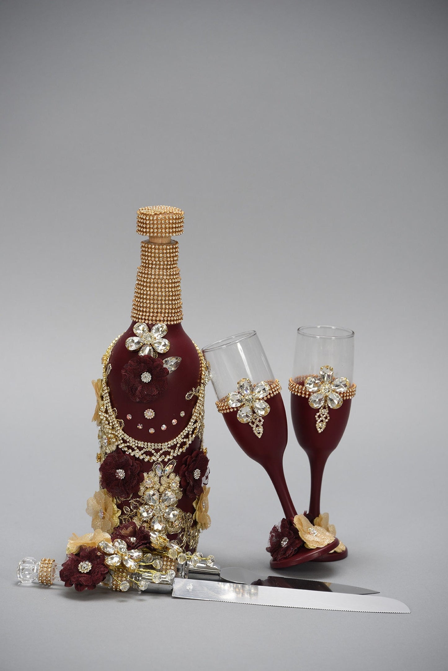 Wedding/Quinceniera Champagne Set of 2 with Cake Knife & Server Set included492