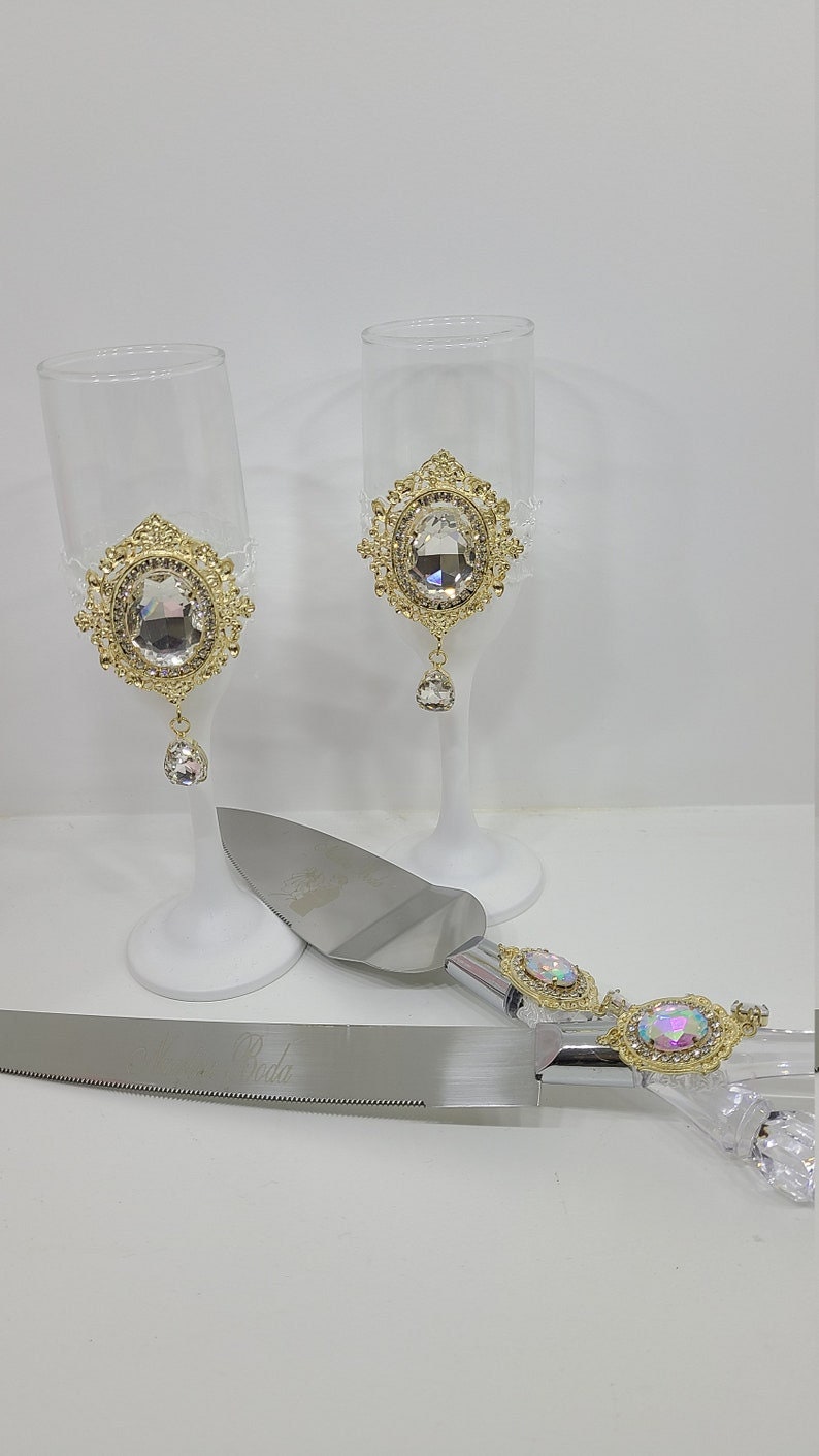 Wedding/Quinceniera Champagne Set of 2 with Cake Knife & Server Set included489