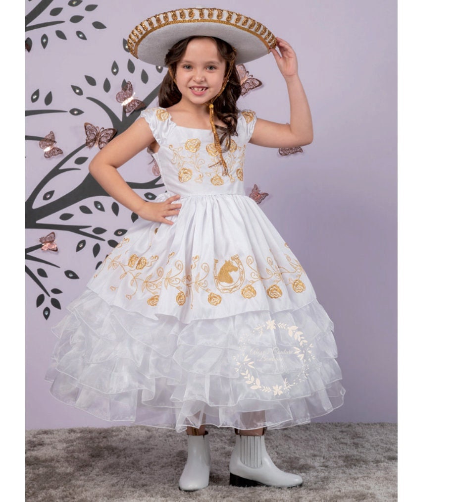 Girl's Charra outfit/Traje de Charra para Nina/Charra Dress******Hat Not included********* *******NO Incluye el sombrero********84