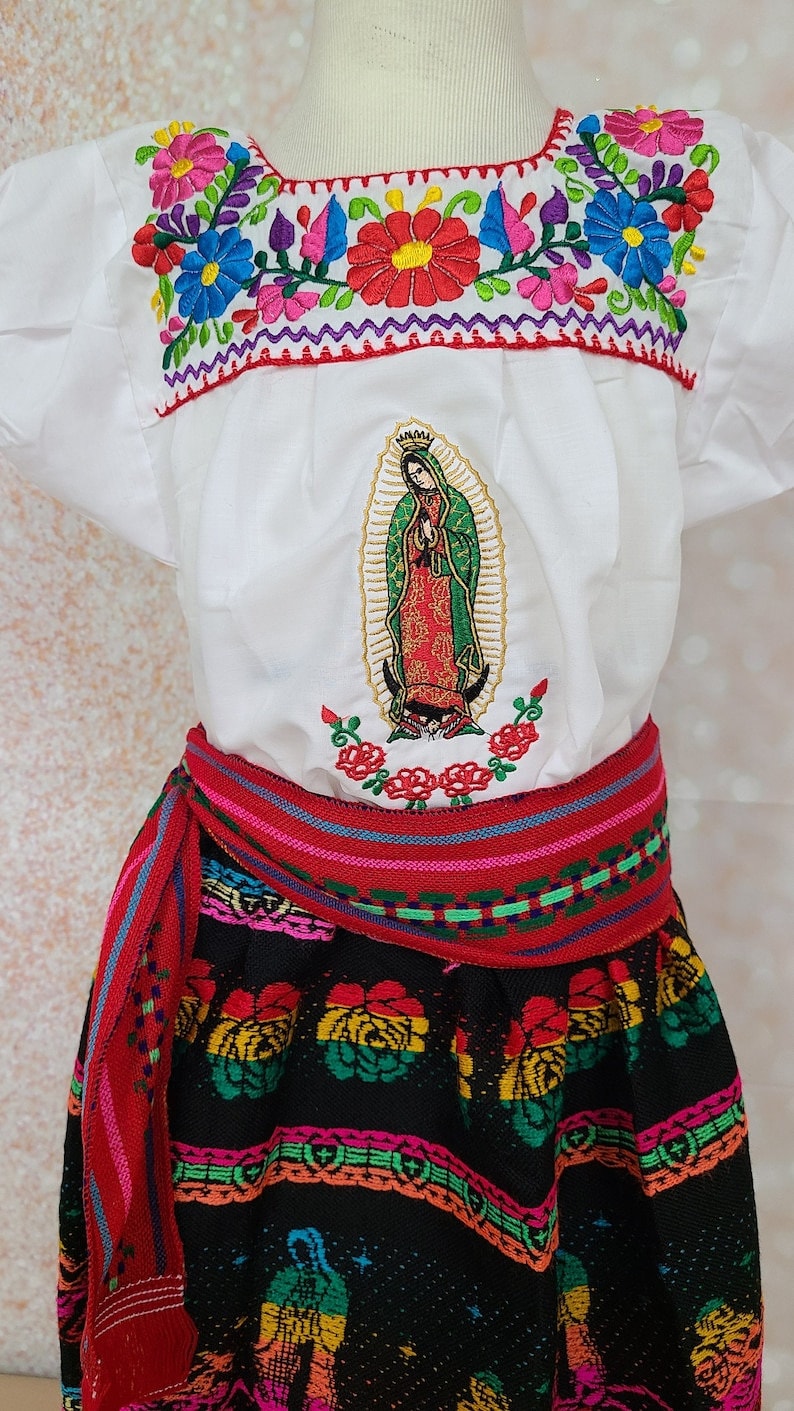 Vestido Indita con Blusa Bordada Virgen de Guadalupe, Little girl Traditional dress27