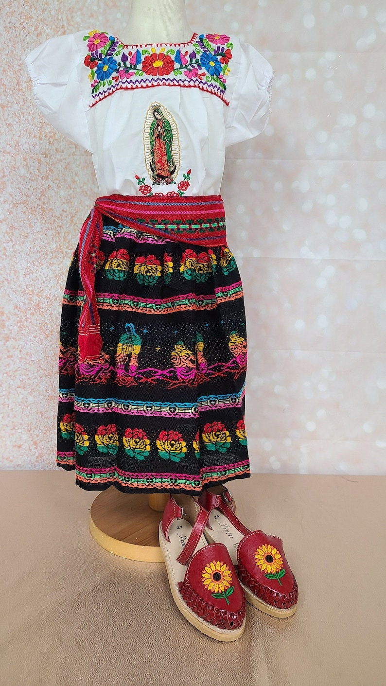 Vestido Indita con Blusa Bordada Virgen de Guadalupe, Little girl Traditional dress27