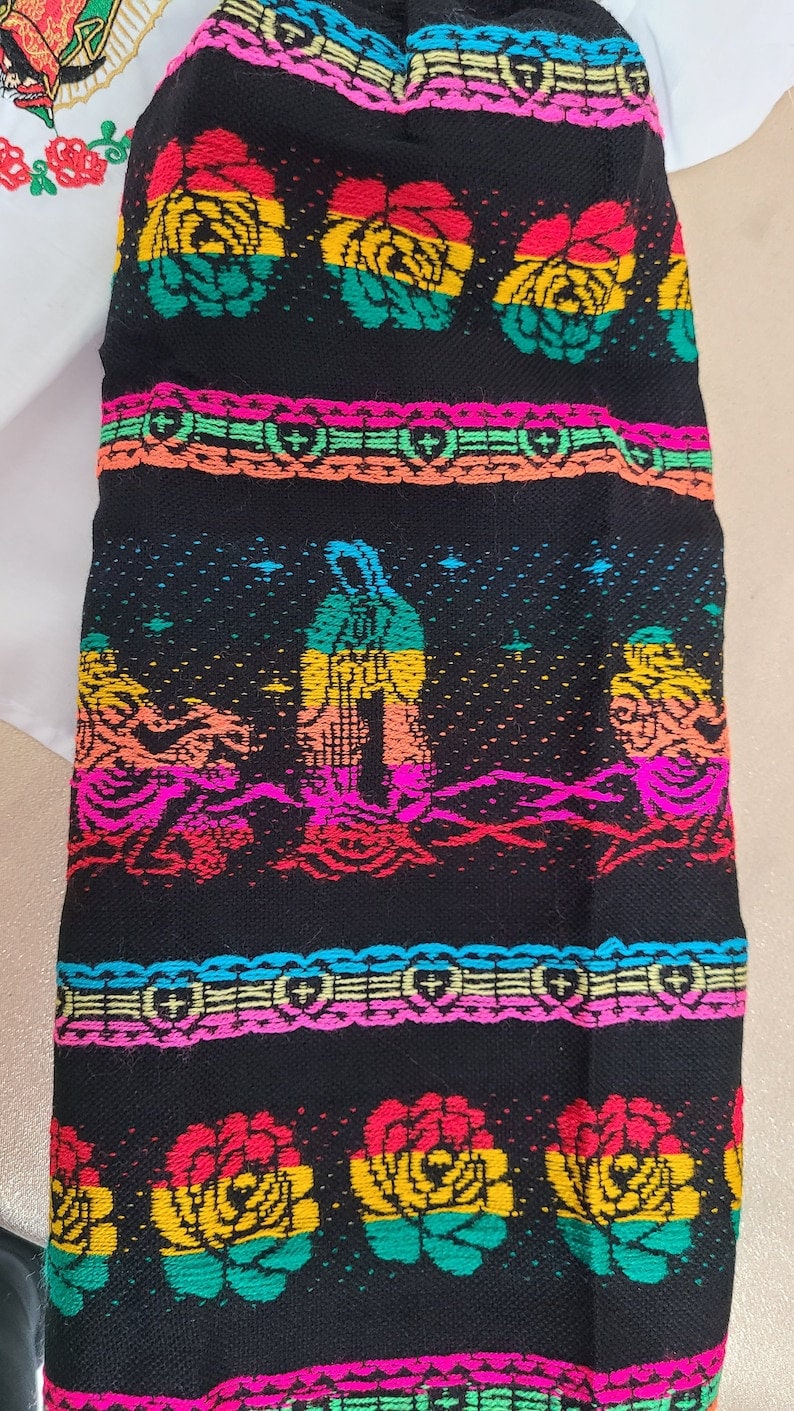 Vestido Indita con Blusa Bordada Virgen de Guadalupe, Little girl Traditional dress27