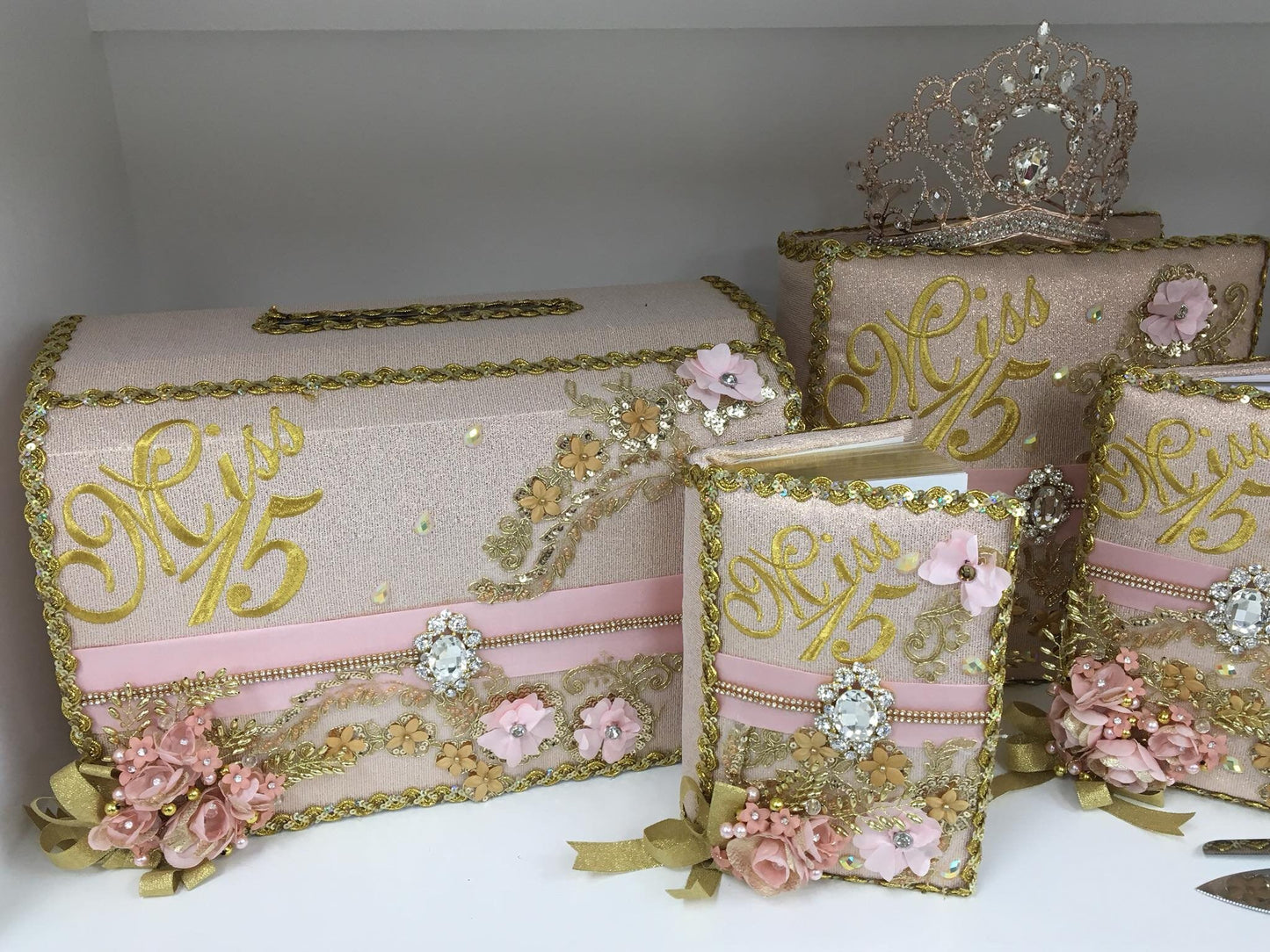 Set de Cojines para Quinceanera/Custom made Pillow Set/ Set de Cojines para Quinceanera Custom Sweet Sixteen Set Quinceanera Pillow Set243