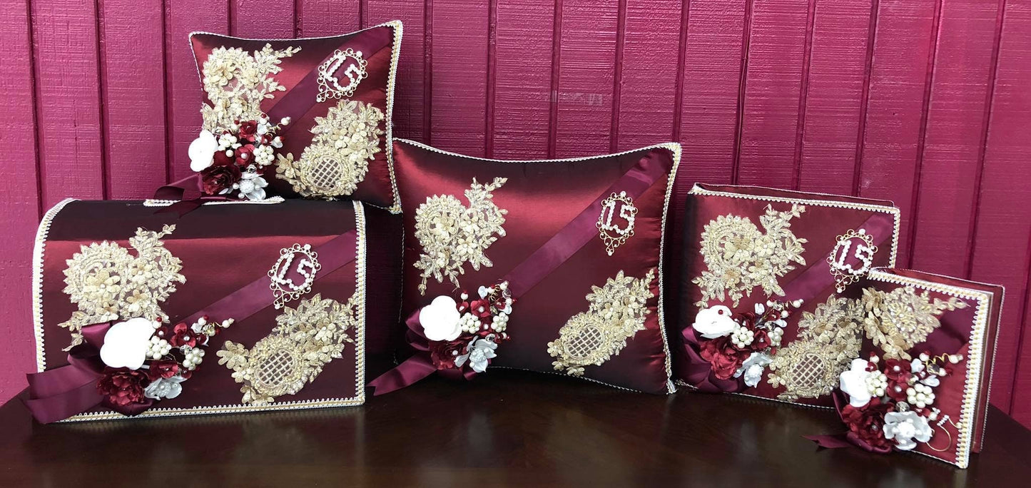 Set de Cojines para Quinceanera/Custom made Pillow Set/ Set de Cojines para Quinceanera Custom Sweet Sixteen Set Quinceanera Pillow Set490