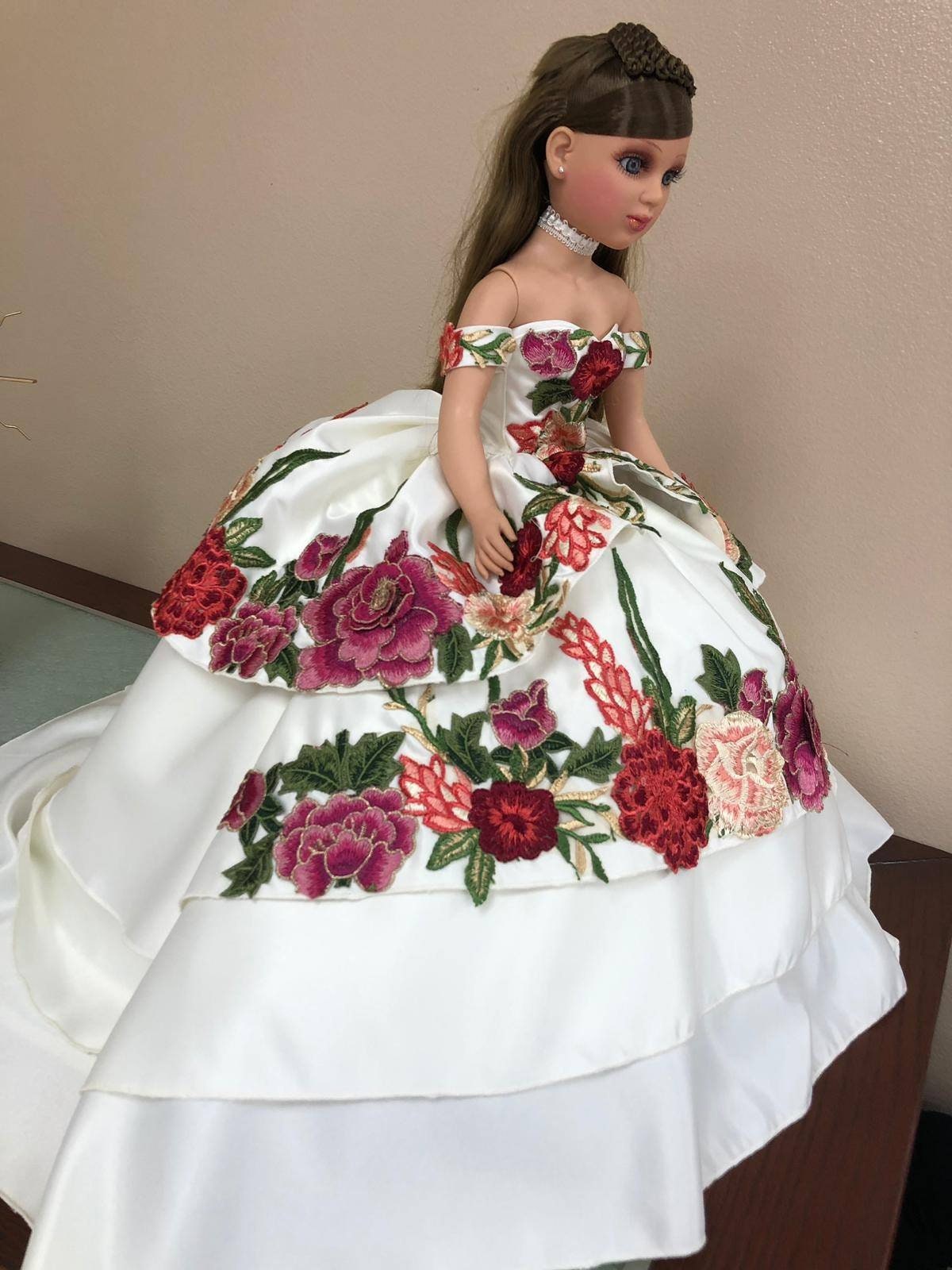 Quinceanera Doll Ultima Muneca Para Quinceañera/Muenca para 15 Anos Last Quinceanera Doll/Ultima Muneca468