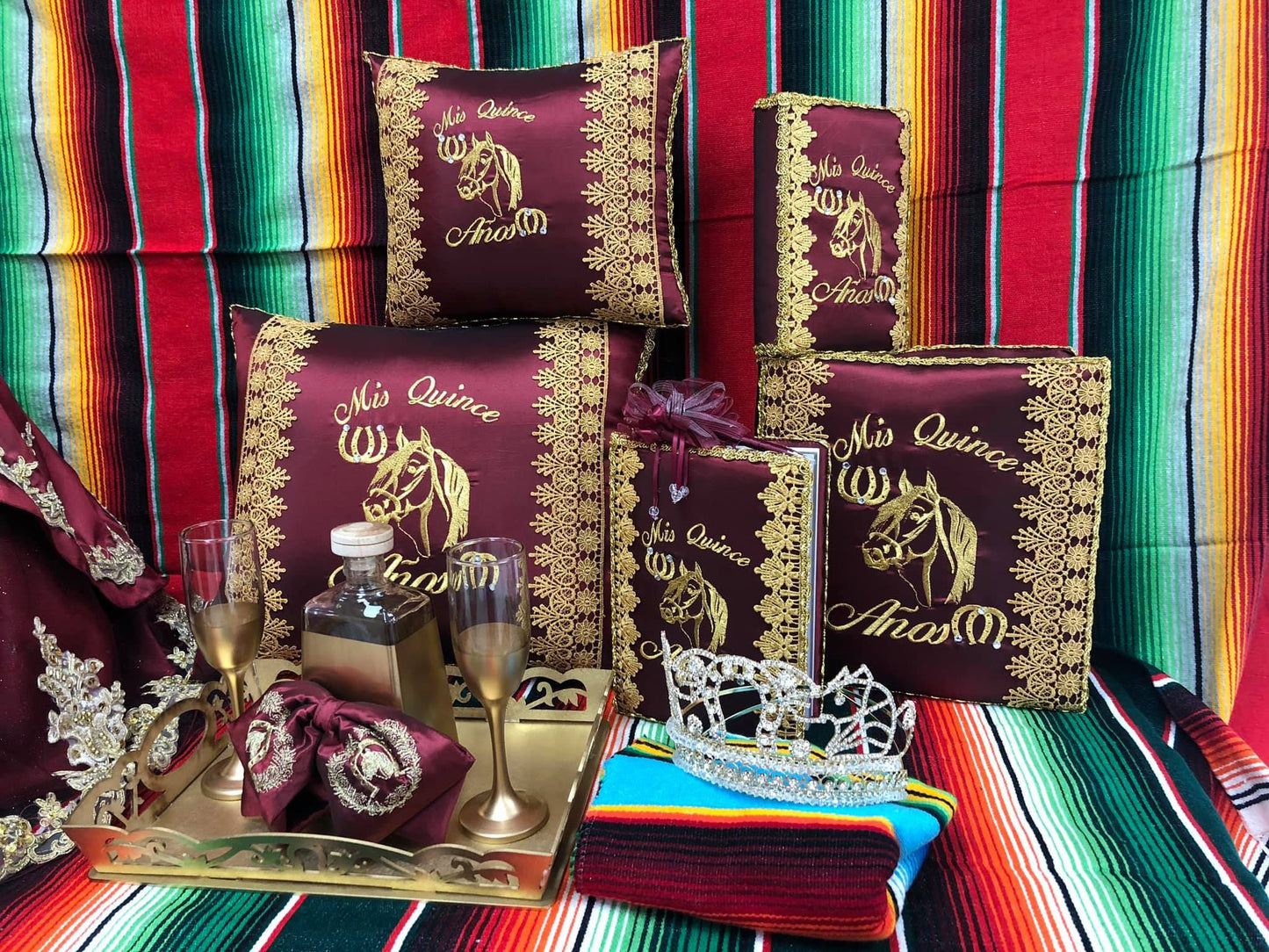 Set de Cojines para Quinceanera/Custom made Pillow Set/ Set de Cojines para Quinceanera Custom Sweet Sixteen Set Quinceanera Pillow Set398