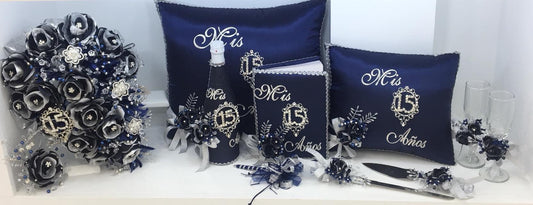 Set de Cojines para Quinceanera/Custom made Pillow Set/ Set de Cojines para Quinceanera Custom Sweet Sixteen Set Quinceanera Pillow Set186