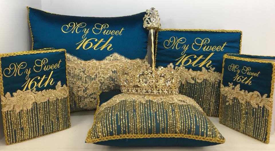 Set de Cojines para Quinceanera/Custom made Pillow Set/ Set de Cojines para Quinceanera Custom Sweet Sixteen Set Quinceanera Pillow Set282