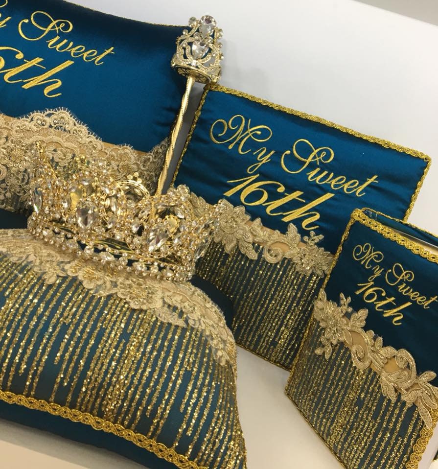 Set de Cojines para Quinceanera/Custom made Pillow Set/ Set de Cojines para Quinceanera Custom Sweet Sixteen Set Quinceanera Pillow Set282