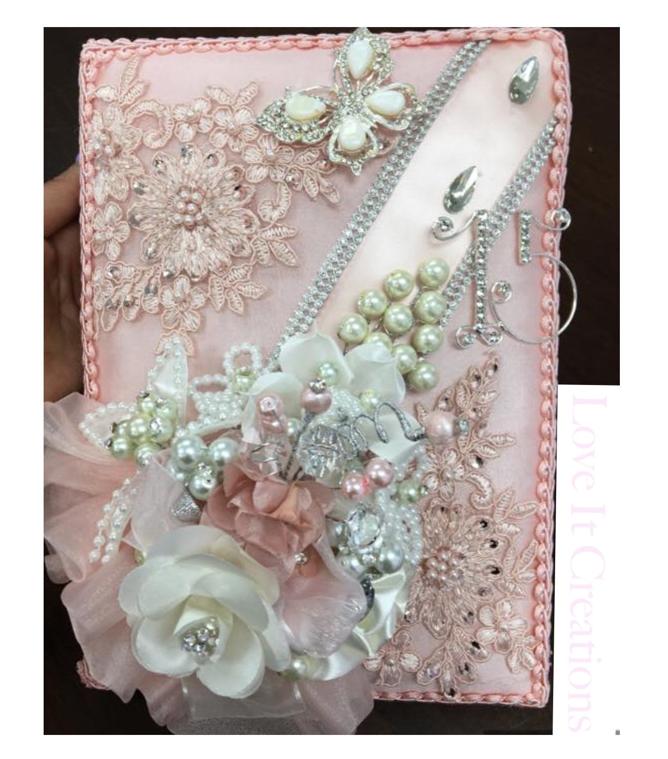 Personalized Quniceanera Bible /Personalizado Biblia para Quinceanera/Bible para Quincea43