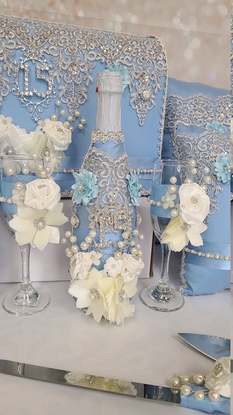 Set de Cojines para Quinceanera/Custom made Pillow Set/ Set de Cojines para Quinceanera Custom Sweet Sixteen Set Quinceanera Pillow Set141