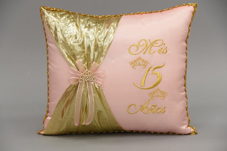 Set de Cojines para Quinceanera/Custom made Pillow Set/ Set de Cojines para Quinceanera Custom Sweet Sixteen Set Quinceanera Pillow Set309