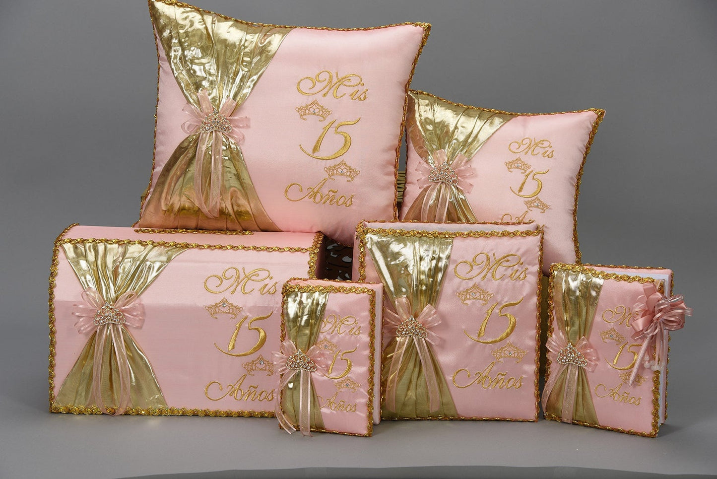 Set de Cojines para Quinceanera/Custom made Pillow Set/ Set de Cojines para Quinceanera Custom Sweet Sixteen Set Quinceanera Pillow Set309