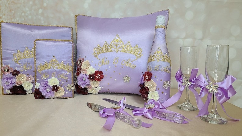 Set de Cojines para Quinceanera/Custom made Pillow Set/ Set de Cojines para Quinceanera Custom Sweet Sixteen Set Quinceanera Pillow Set45