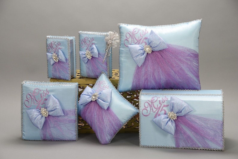 Set de Cojines para Quinceanera/Custom made Pillow Set/ Set de Cojines para Quinceanera Custom Sweet Sixteen Set Quinceanera Pillow Set250