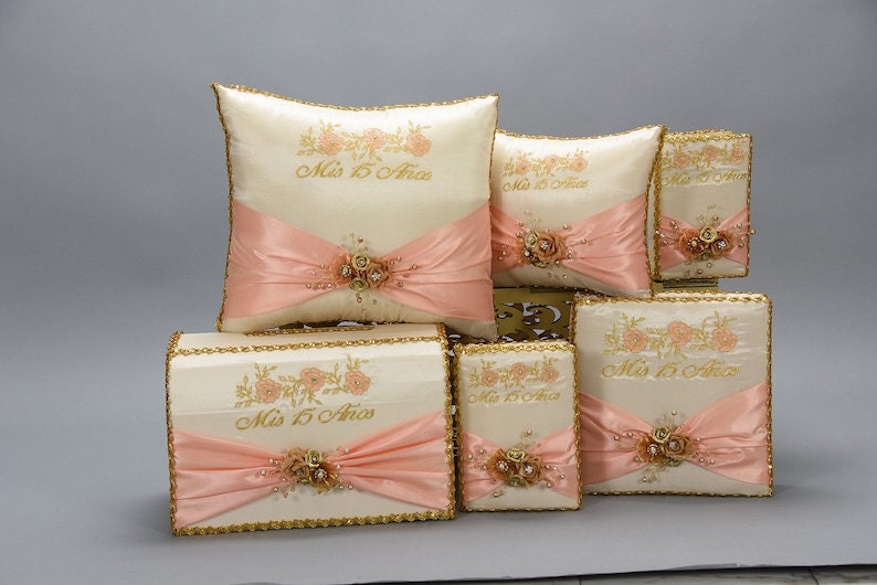 Set de Cojines para Quinceanera/Custom made Pillow Set/ Set de Cojines para Quinceanera Custom Sweet Sixteen Set Quinceanera Pillow Set115