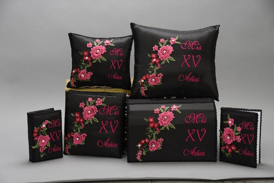 Set de Cojines para Quinceanera/Custom made Pillow Set/ Set de Cojines para Quinceanera Custom Sweet Sixteen Set Quinceanera Pillow Set133