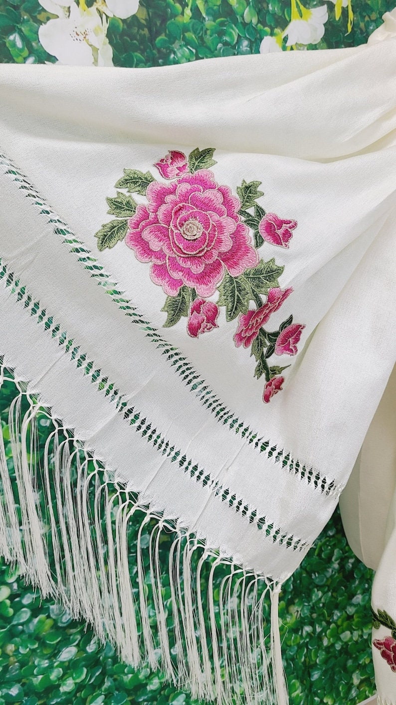Reboso Shawl Rebozo Mexicano Mexican Wrap reboso de tela bordada fashion shawl, Floral Shawl Wrap embroidered178