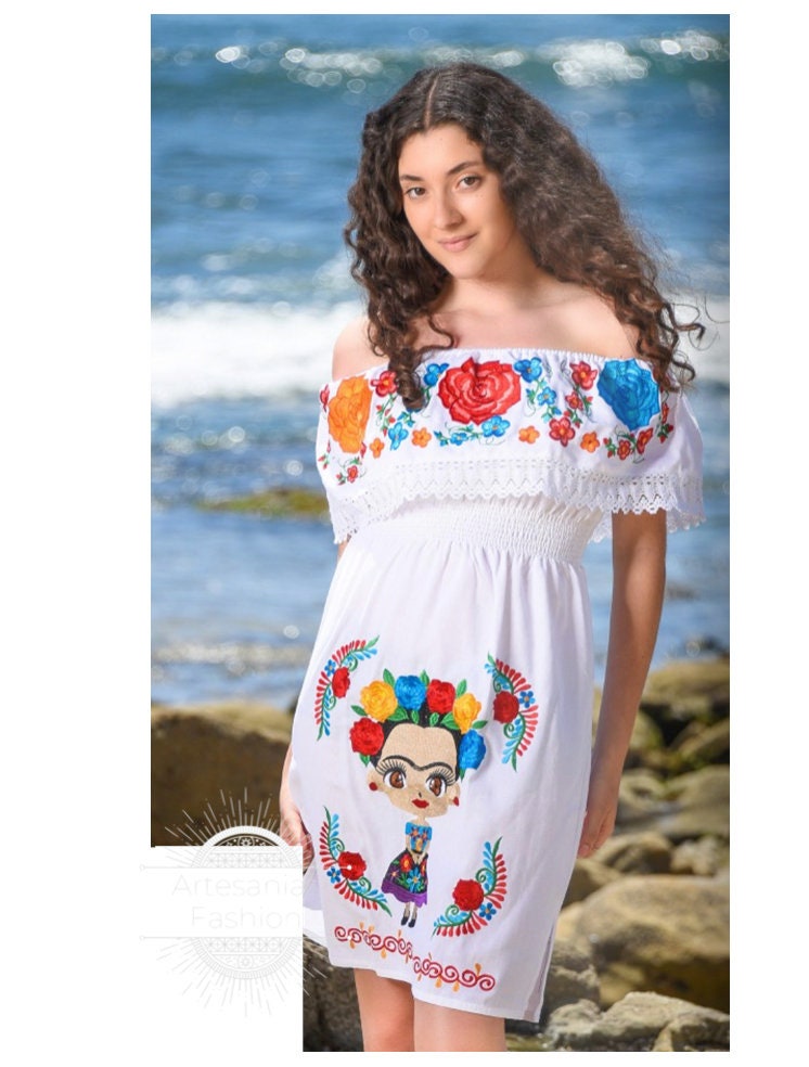 Vestido Mexican con Imagen de Frida /Mexican Embroidery Dress with Image of Frida151