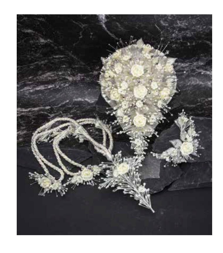 Set with hairpiece and laso included/Wedding Bouquet/Ramo de Nova33