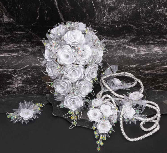 Set with hairpiece and laso included/Wedding Bouquet/Ramo de Nova47