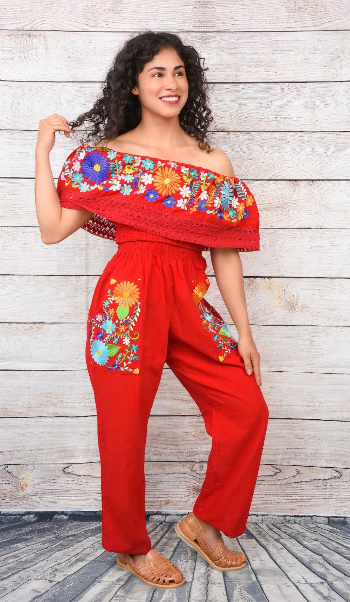 Floral Capri Jumpsuit. Embroidered Mexican Jumpsuit. Capri Top Romper. Floral Romper. Mexican Typical Clothing.98