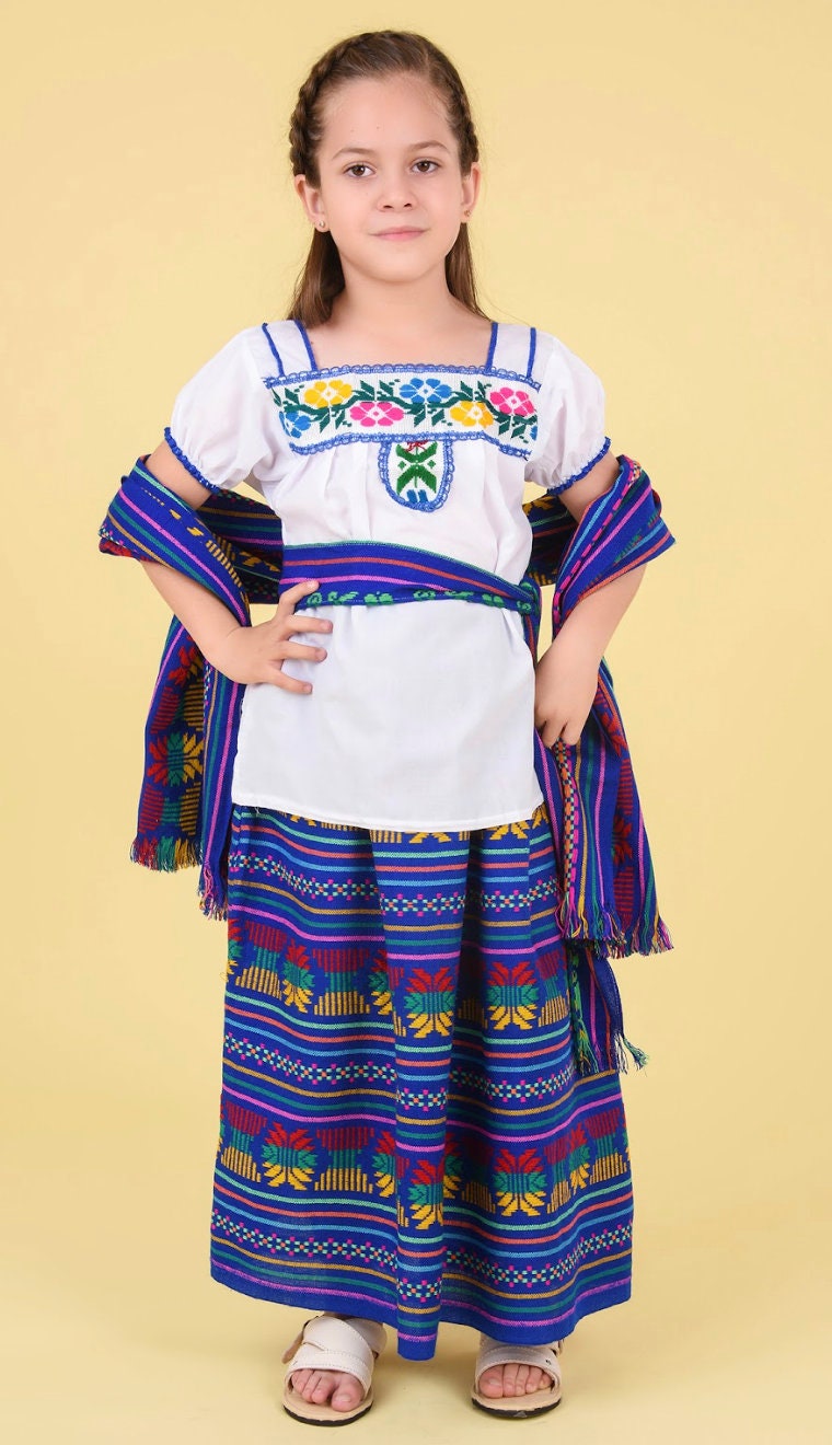 Vestido de Indiana con Flores Bordado a mano en tela de manta para Niña Traje Indita132